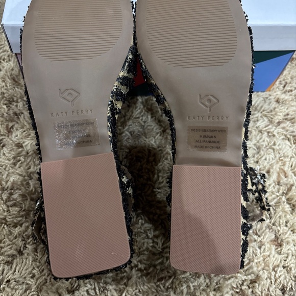 New in Box Katy Perry "The Busy Bee Strappy" Platform Heels- Size 8.5 Women’s - Picture 8 of 11